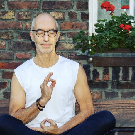 Karl - Yogalehrer